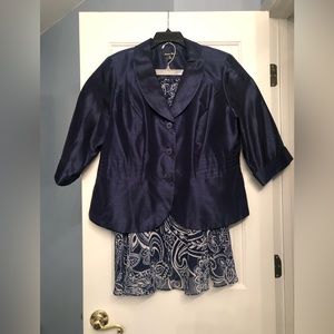 Dana Kay women’s suit (jacket and skirt). Size 16W.